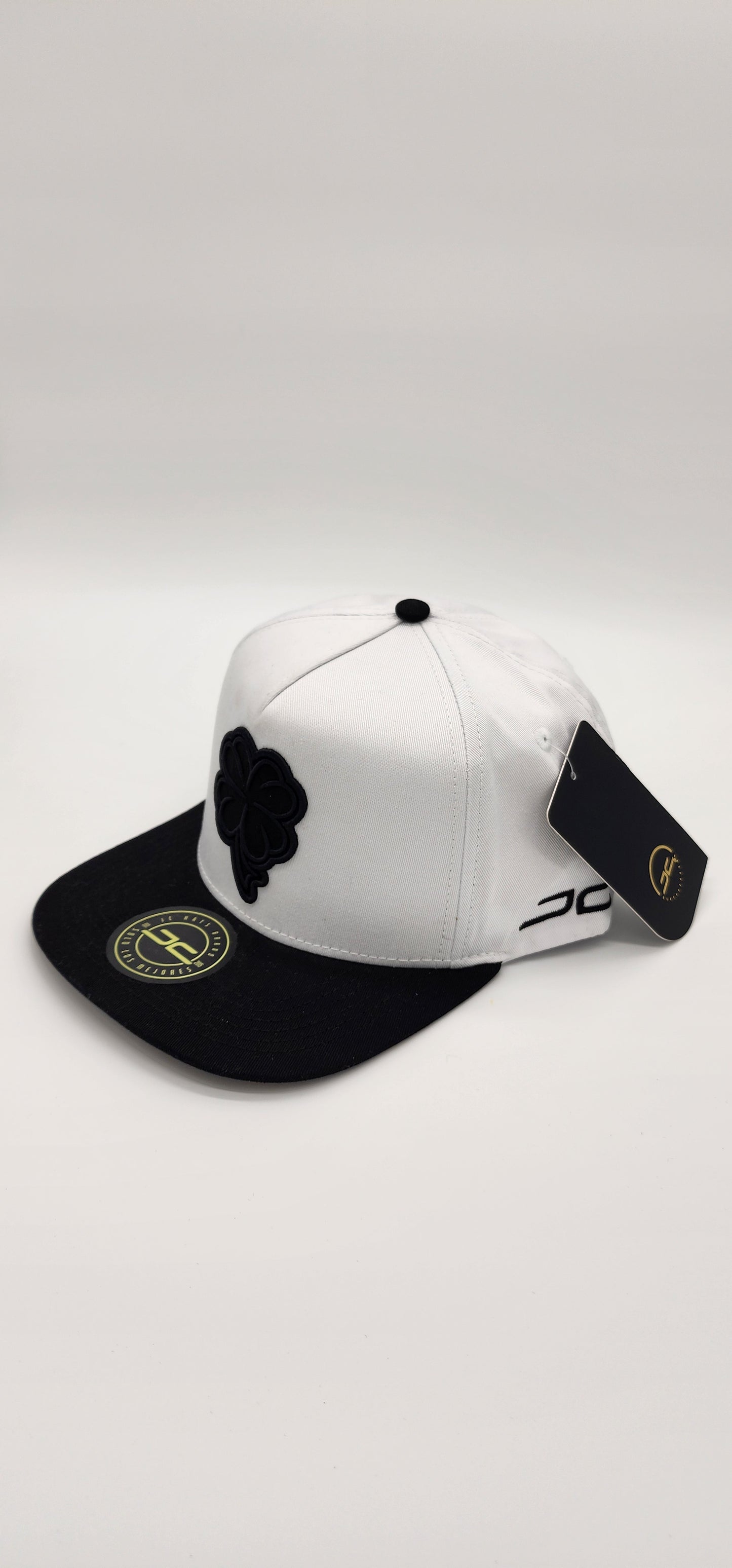 JC Trebol White color jc hats brand